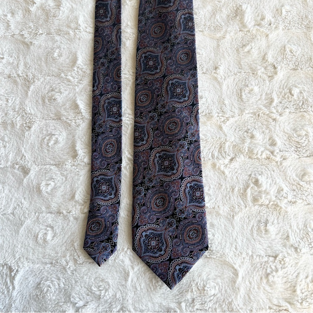 Vintage Jos A Bank Necktie Mens Blue Silk Paisley Pattern Handmade Geometric Vtg
